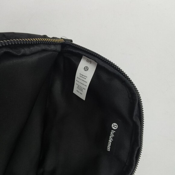 Lululemon All Night Festival Bag 2L - Picture 7 of 7